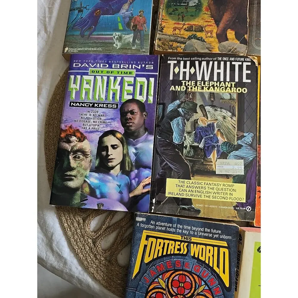 Lot‎ of 8 Mixed Authors Classic Fantasy Science Fiction Paperback Novel Books